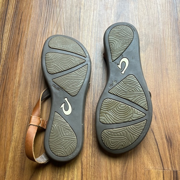 Women's Strappy Sandals - Brown and Gold - Picture 2 of 3